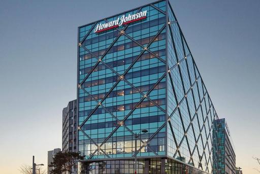 Howard Johnson by Wyndham Incheon Airport - Housity