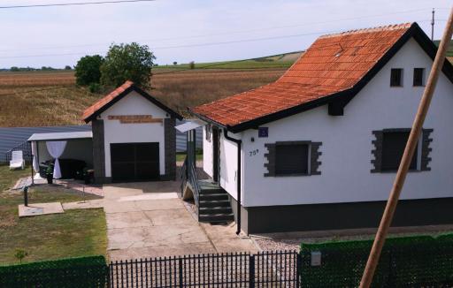 Baranja Luxury House - Housity