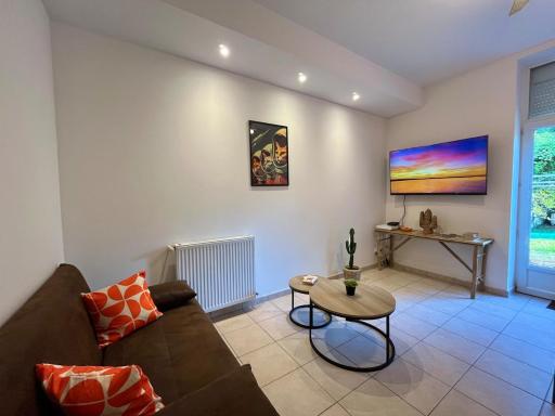 T2 Confort & Design avec Jardin - Gare d'Oullins - Housity