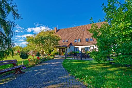 Pension Am Kirschberg - Housity