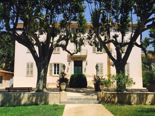 Le château des Anglades - Housity