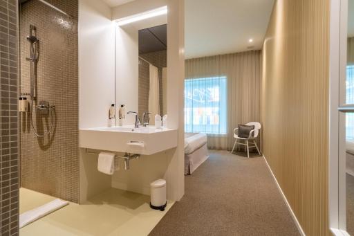 Trafo Hotel Baden - Housity