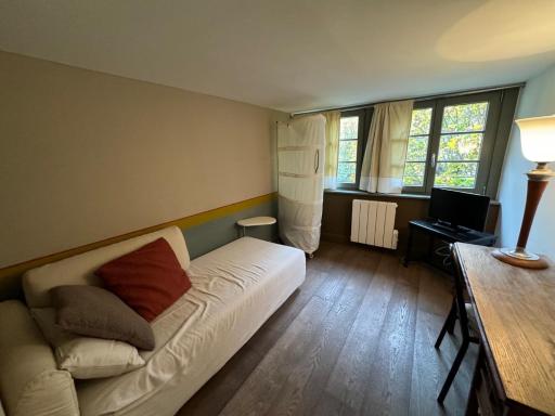 Appartements Au-Dessus Du... - Housity
