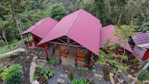 Happy Monkeys Village - Housity
