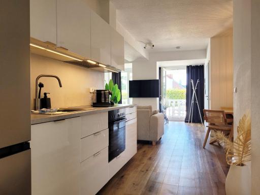 Ferienwohnung mit Meerblick und Terrasse - Nur 50 Meter zum Strand - inklusive eigenem Parkplatz und Fahrradunterstellplatz - Housity