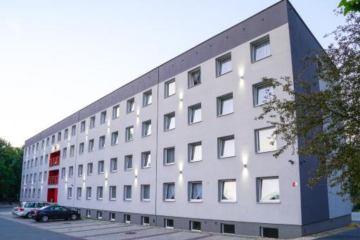 Kompleks Hotelarski Zgoda - Housity