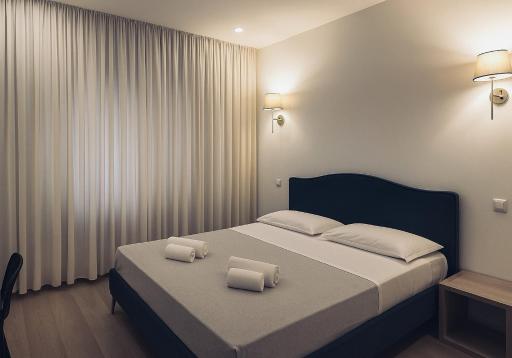 GUALTIERI B&b - LUXURY ROOMS - Housity