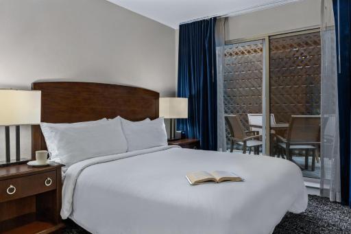 The Suites at Fisherman's Wharf - Housity