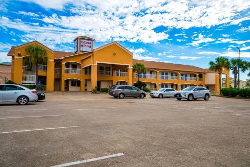 Island Inn By OYO Galveston Beach, TX - Housity