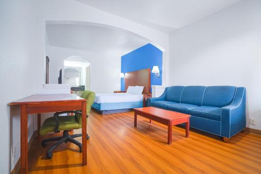Island Inn By OYO Galveston Beach, TX - Housity