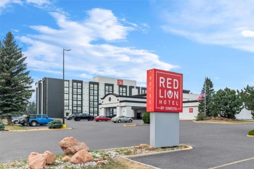 Red Lion Hotel Cheyenne - Housity