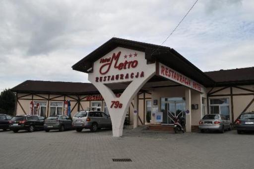 Hotel Metro - Housity