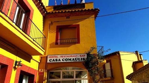 Hostal Restaurant Casa Comaulis - Housity