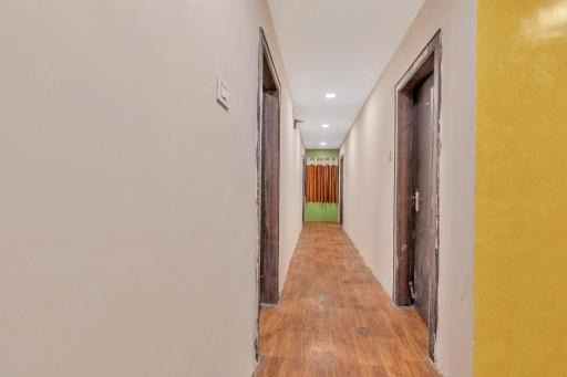 Hotel O Ruby Grand Opp Apollo Hospital Kondapur - Housity