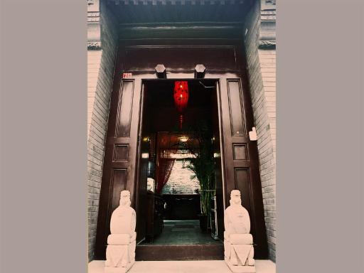 Kelly‘s Courtyard Hotel - Housity