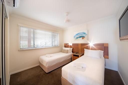 Travel Proud Sustainability certification Pinnacles - Housity
