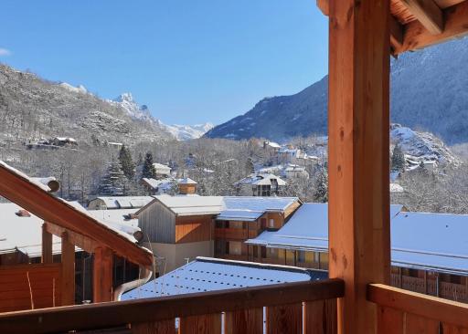 Vacancéole - Le Domaine de la Vallée d'Ax - Housity