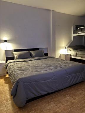 Pakkan Hotel พักกาญจน์ - Housity