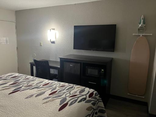 Red Roof Inn Kimball, TN I-24 - Housity