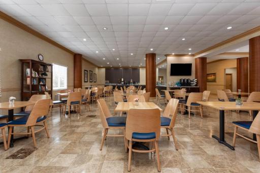 Hawthorn Extended Stay by Wyndham West Palm Beach - Housity