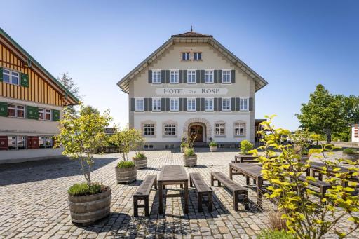 Hotel zur Rose - Housity
