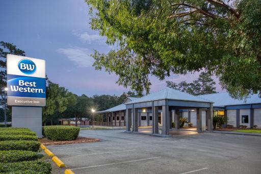 Best Western Executive Inn - Housity
