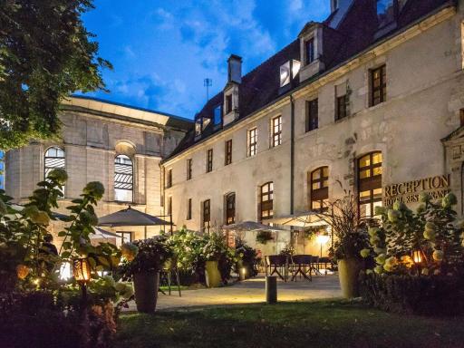Hotel De Bourbon Grand Hotel Mercure Bourges - Housity