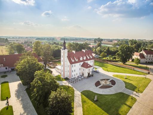 Pałac Łagów - Housity