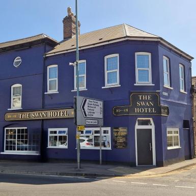The Swan Hotel - Housity