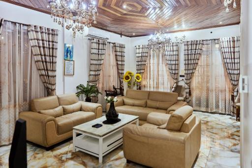 MH - Ground Floor Apart - Housity