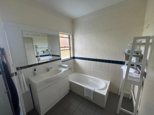 Cairns Queens Court - Housity