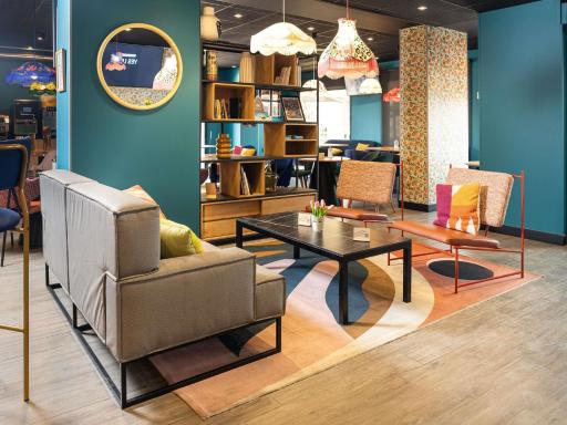 Ibis Budget Valencia Aeropuerto - Housity