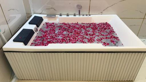 Bundeli Farm Resort & Banquet Orchha - Housity