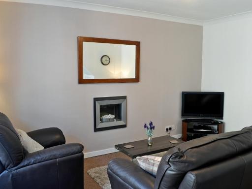 Summerlea Cottage - Housity