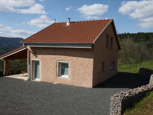 Gîte pour 4 avec terrasse couverte, parking privé et animaux acceptés - FR-1-589-367 - Housity