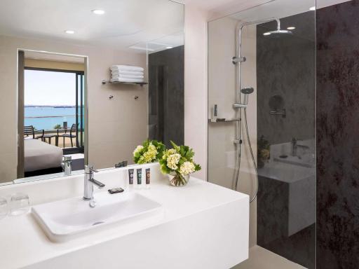 Novotel Geelong - Housity