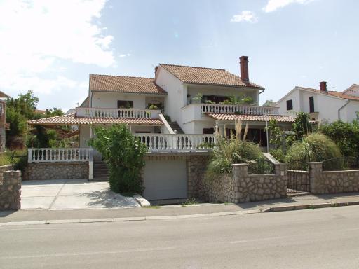 Apartment Natali - Housity