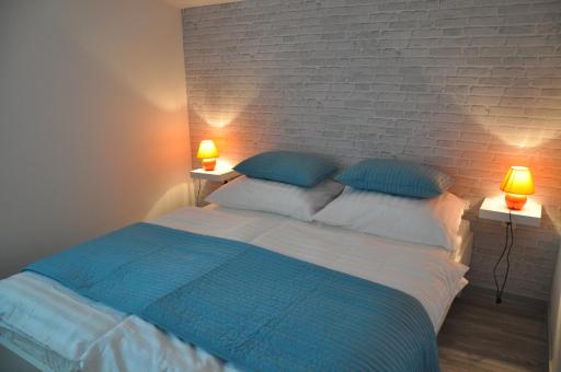 Isabella Rooms - Housity