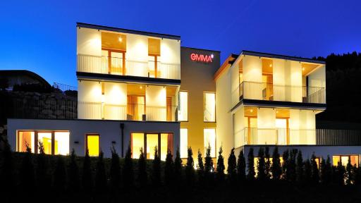 Emma Apartments - Housity