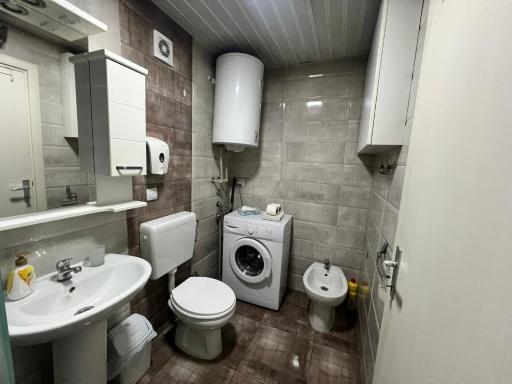 New Cozy Apartment - Housity