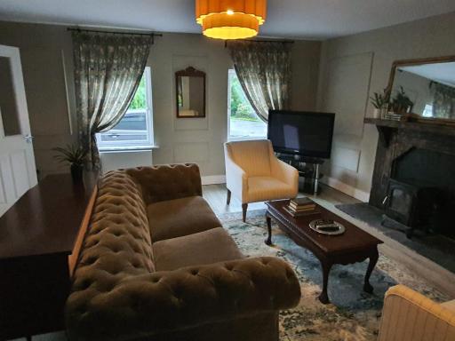 Grangegeeth Inn - Housity