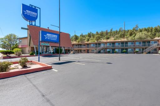 Americas Best Value Inn and Suites Flagstaff - Housity