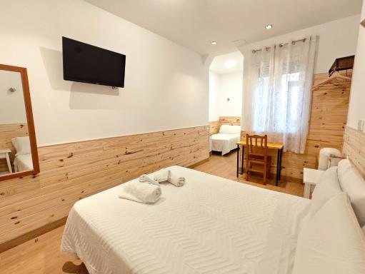 Hostal Aliste - Housity