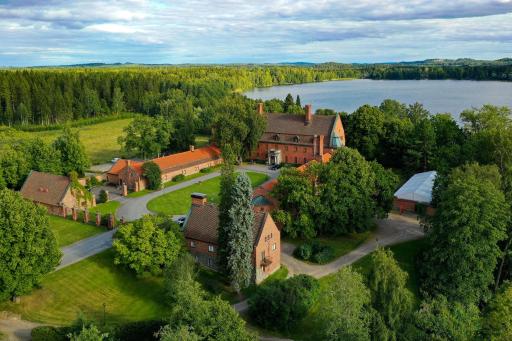 Hotel Vanajanlinna - Housity