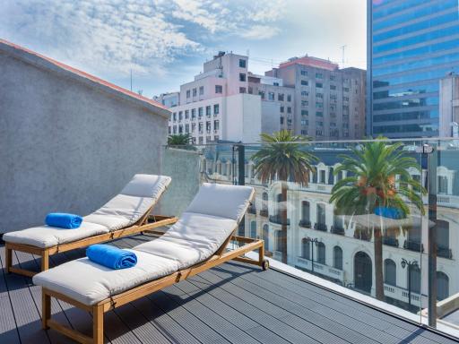 Travel Proud Debaines Hotel Santiago - Housity