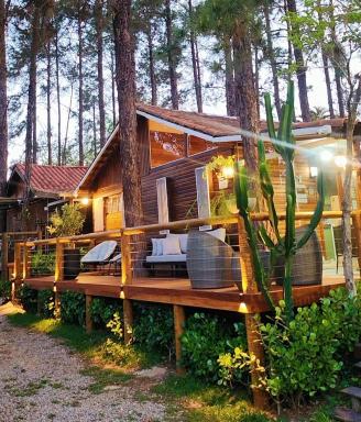 Chalé Veraneio-Itú-SP Vista para o lago Camping Carrion - Housity