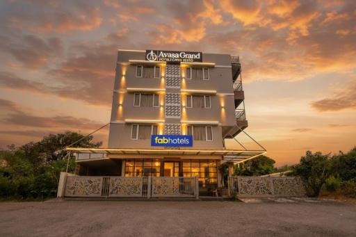 FabHotel Avasa Grand - Housity