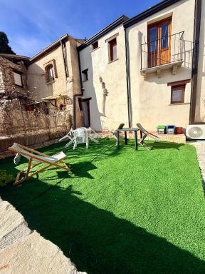B&B La Ginestra - Housity