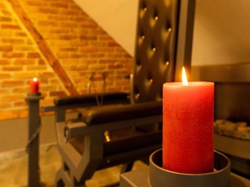 Verdorbene Welten - Housity