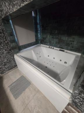 Latorre jacuzzi jerez - Housity